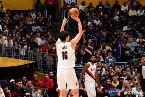 爱游戏NBA季后赛倒计时，菲尼克斯太阳国际比赛日扳平良机，细节引发关注，气氛紧张，临场指挥获称赞的简单介绍